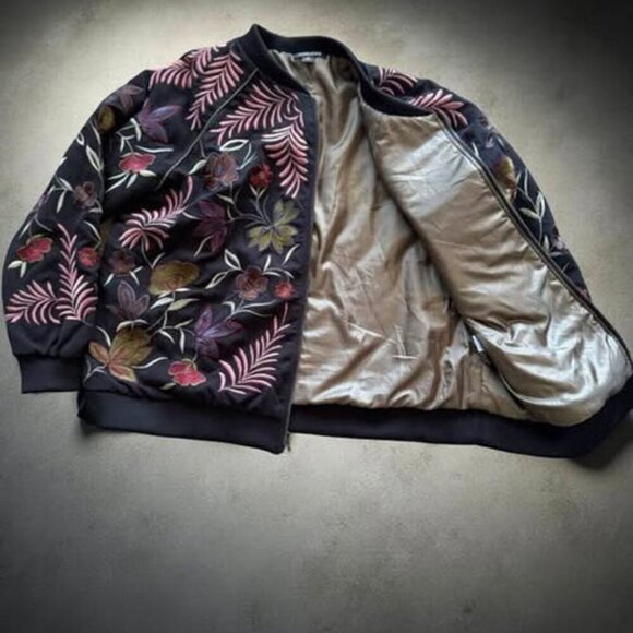 FLORAL JACKET - Picture 2 of 2